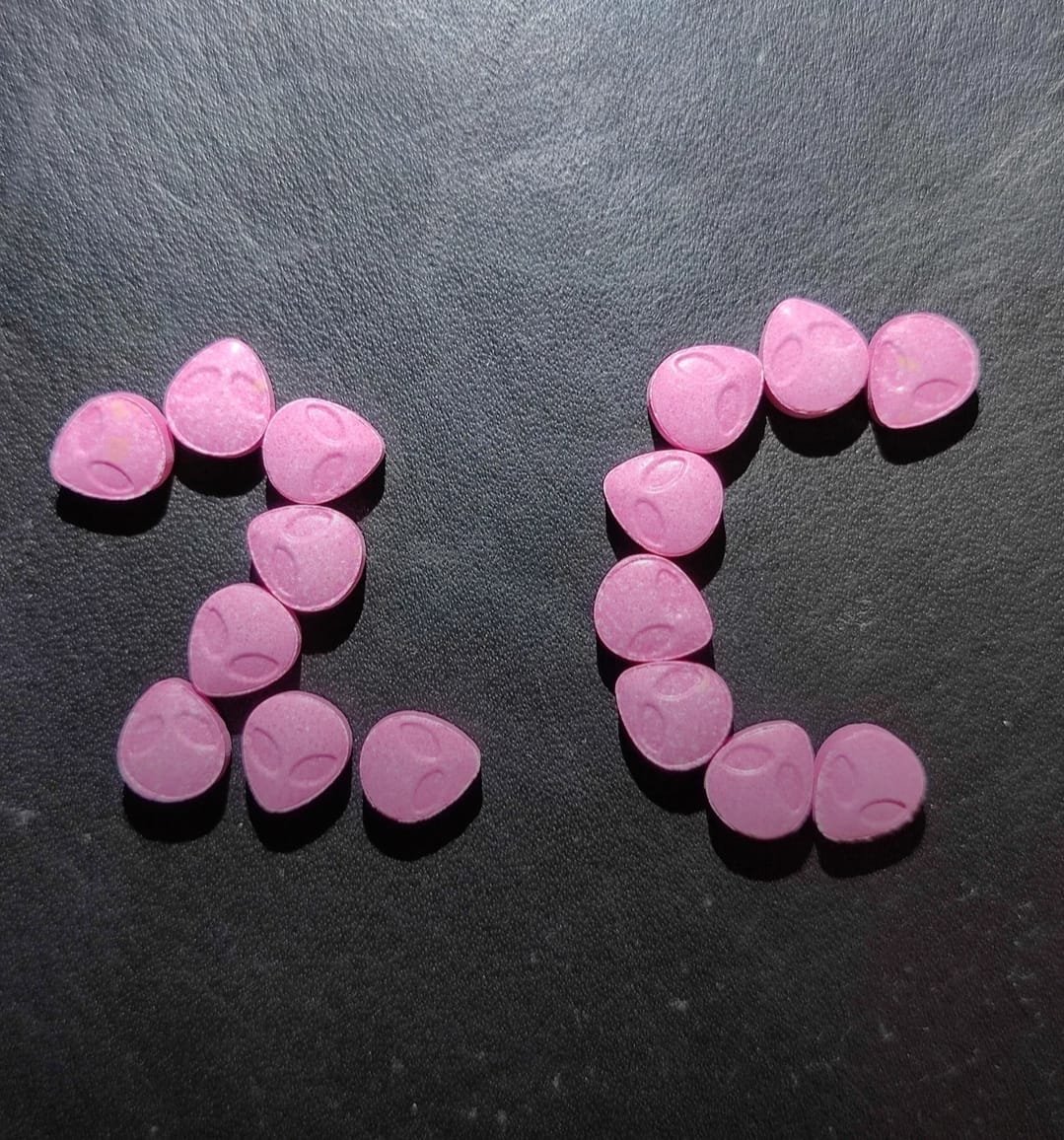 2C-B Pellets 10mg are precisely dosed tablets containing a synthetic psychedelic phenethylamine, commonly used for research on serotonin receptor-mediated psychoactive effects.
